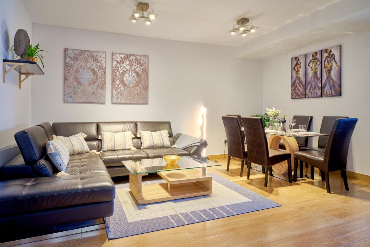 Picasso 1 Apartment Фуeнхирола Екстериор снимка